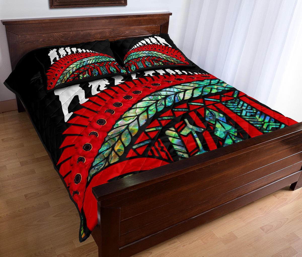 ANZAC New Zealand Quilt Bed Set, Poppies Lest We Forget Maori Soldiers Paua - Vibe Hoodie Shop