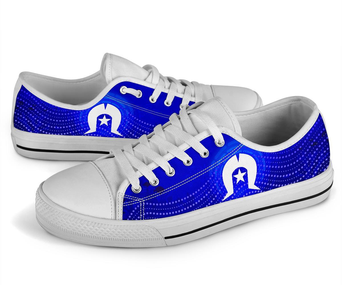 Torres Strait Islanders Low Top Shoes - Torres Symbol With Aboriginal Turtle - Vibe Hoodie Shop