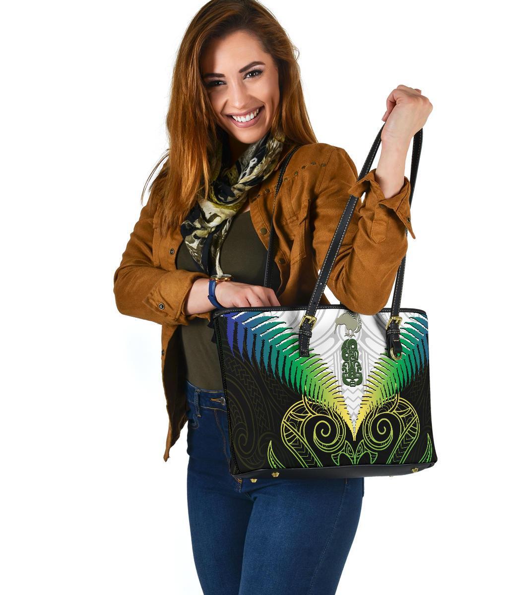 maori-manaia-new-zealand-small-leather-tote-rasta