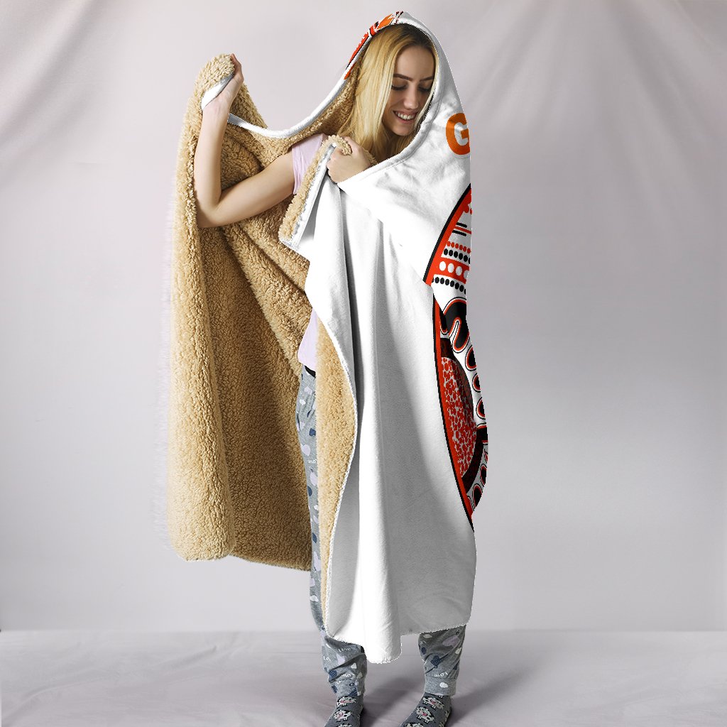 gws-giants-hooded-blanket-simple-indigenous