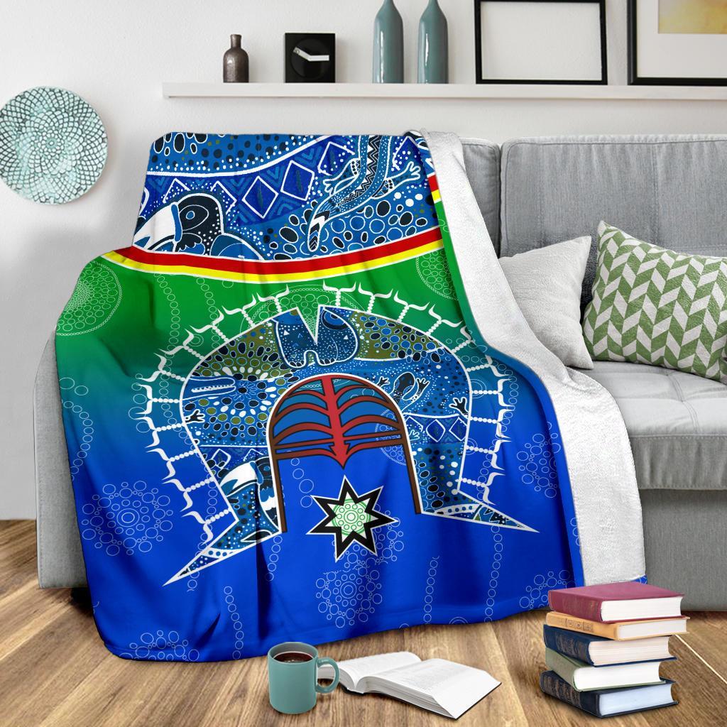 Premium Blanket - Torres Strait Symbol With Aboriginal Patterns - Vibe Hoodie Shop