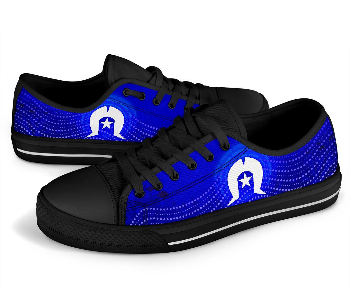 Torres Strait Islanders Low Top Shoes - Torres Symbol With Aboriginal Turtle - Vibe Hoodie Shop