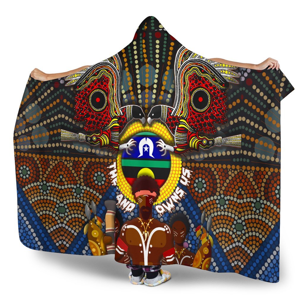 the-land-owns-us-aboriginal-hooded-blanket