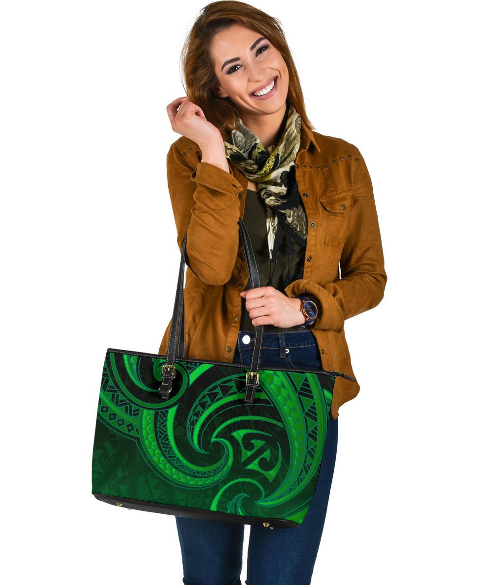 new-zealand-maori-mangopare-large-leather-tote-polynesian-green