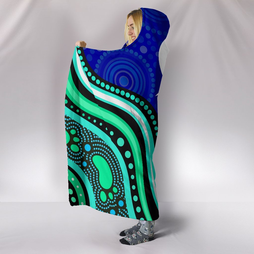 torres-strait-hooded-blanket-torres-strait-symbol-and-aboriginal-patterns