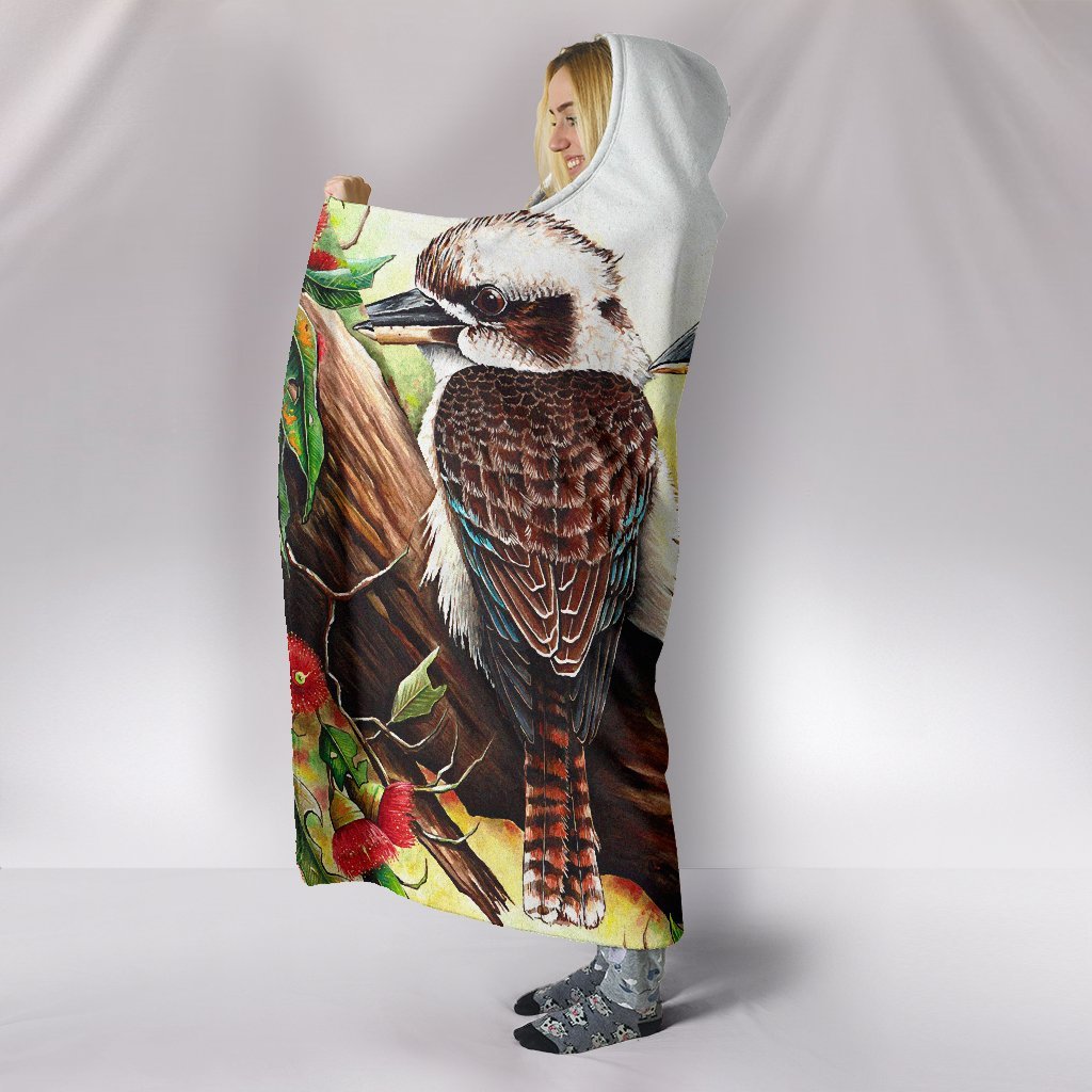 hooded-blanket-kookaburra-with-waratah