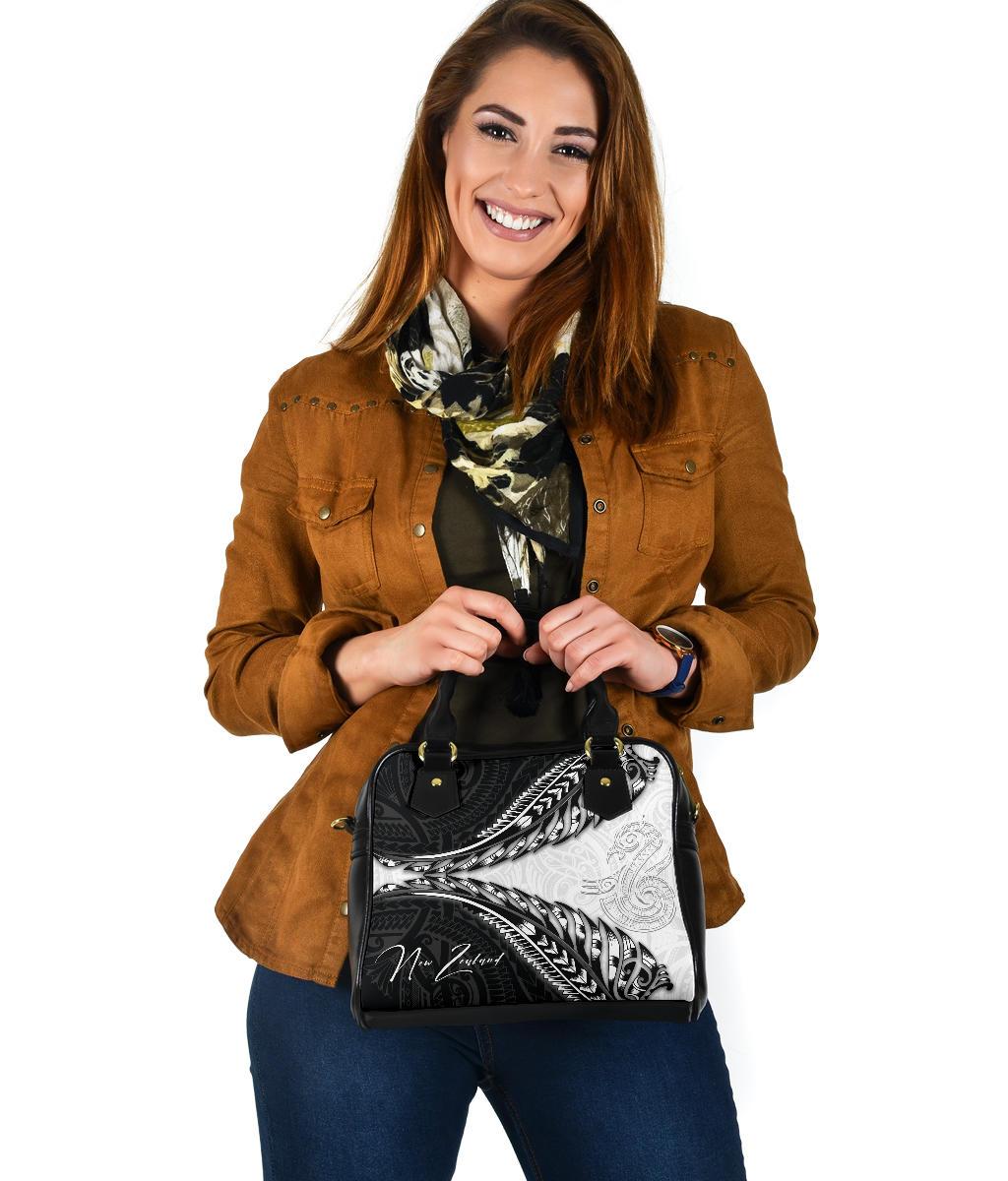 New Zealand Shoulder Handbag Silver Fern Manaia Maori - Vibe Hoodie Shop