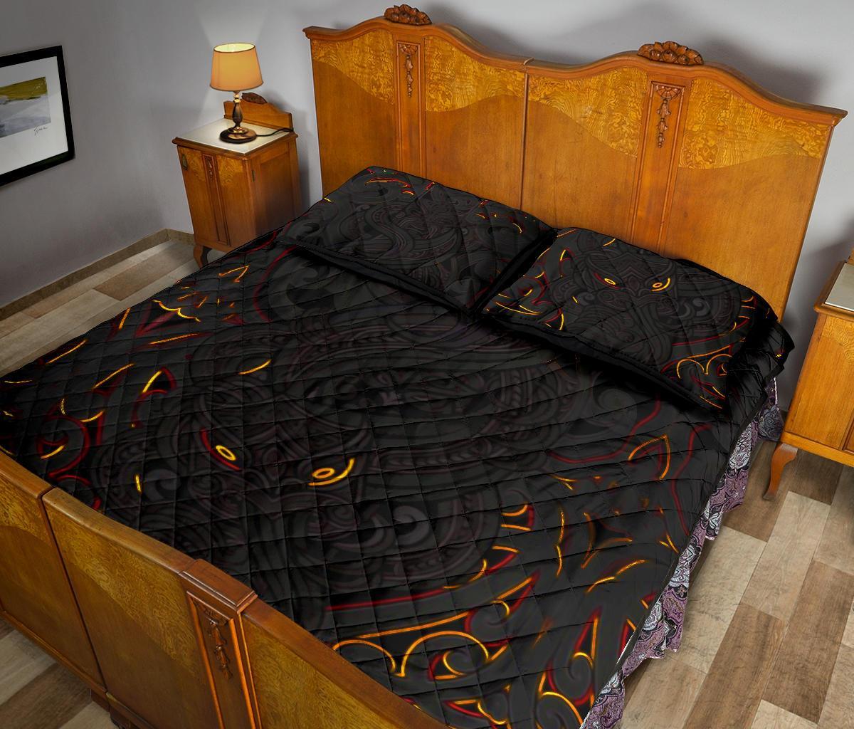 New Zealand Quilt Bed Set, Maori Gods Quilt And Pillow Cover Tumatauenga (God Of War) - Black - Vibe Hoodie Shop