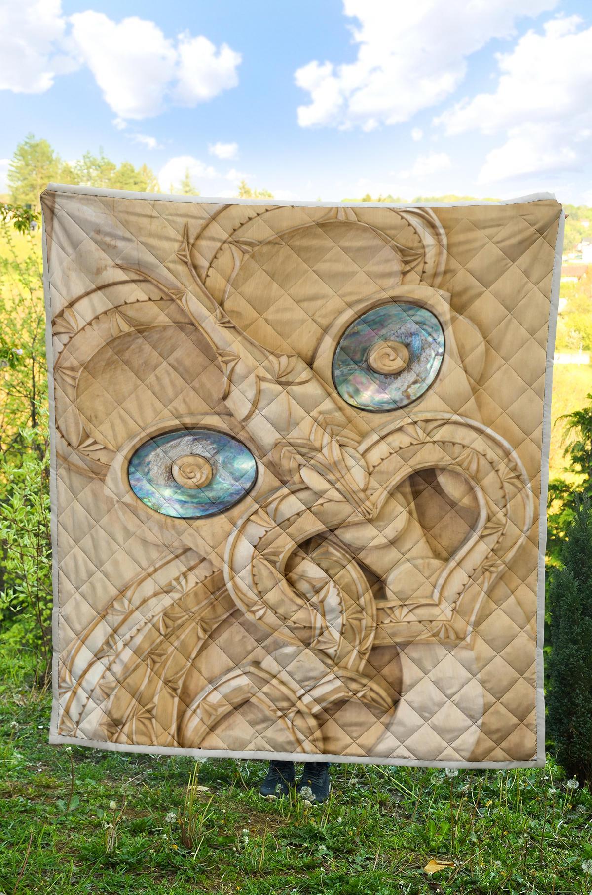 New Zealand Maori Quilt, Tiki With Paua Shell Eyes Quilt Blanket - Vibe Hoodie Shop