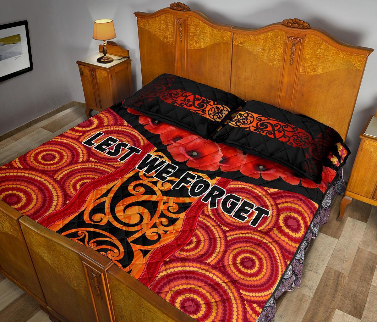 ANZAC Lest We Forget Poppy Quilt Bed Set New Zealand Maori Silver Fern - Australia Aboriginal - Vibe Hoodie Shop