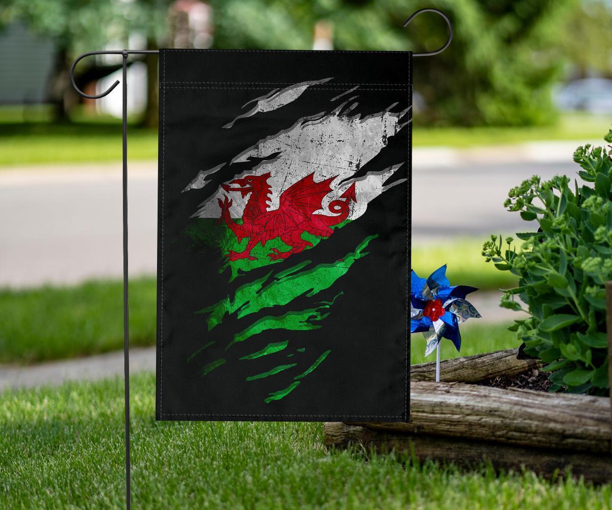 Wales in Me Flag - Special Grunge Style - Vibe Hoodie Shop