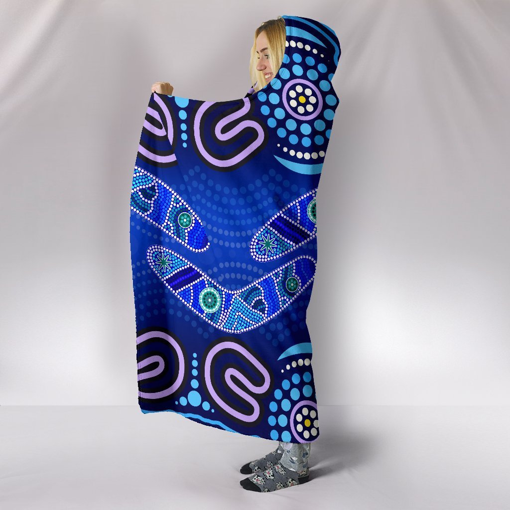 aboriginal-hooded-blanket-boomerangs-and-dot-painting-art-ver02