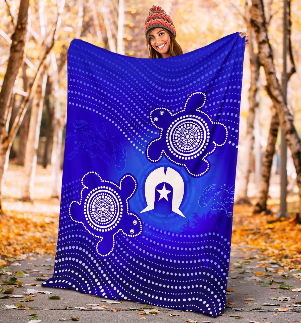 Torres Strait Islanders Premium Blanket - Torres Symbol With Turtle - Vibe Hoodie Shop