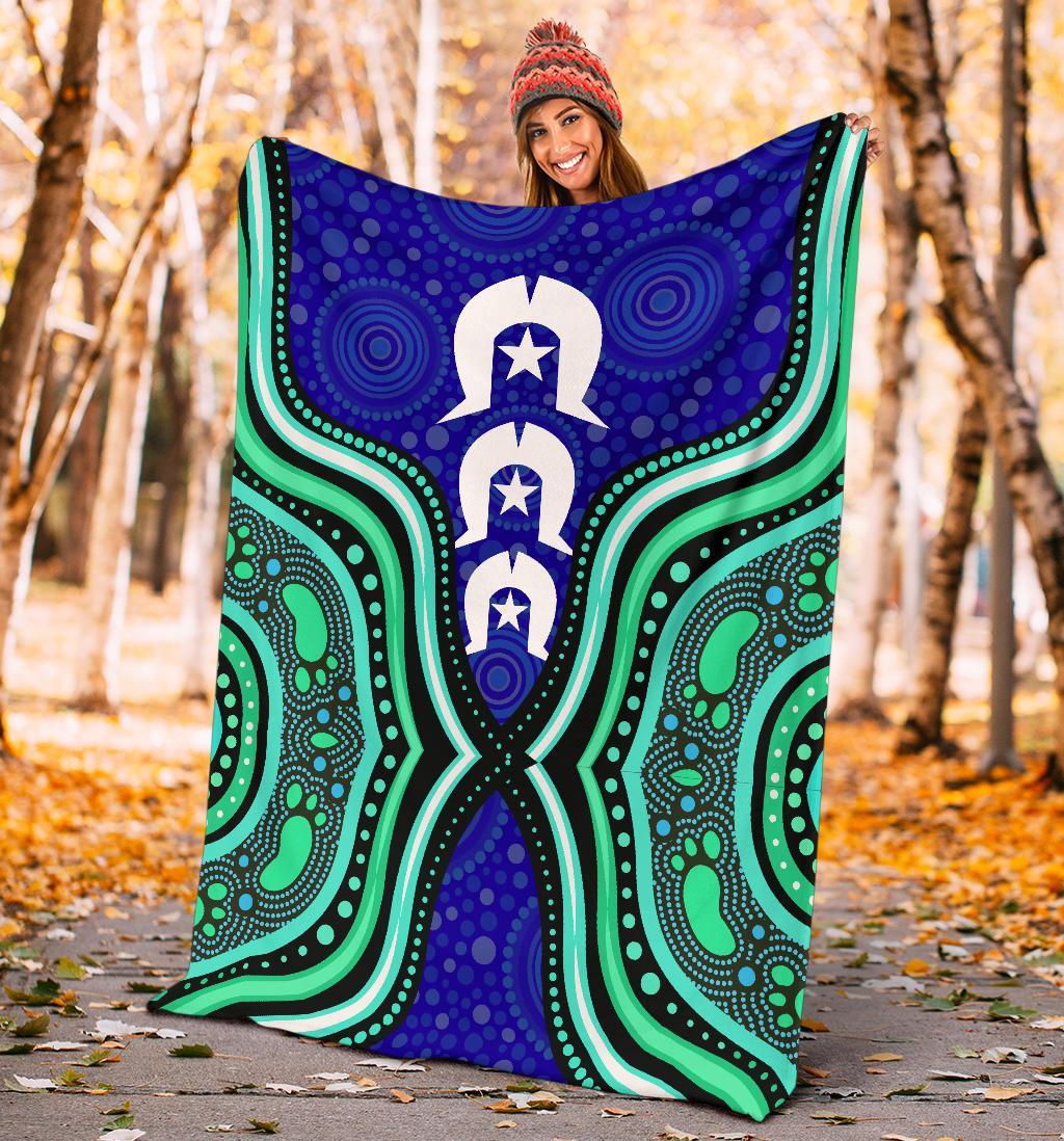 Torres Strait Premium Blanket - Torres Strait Symbol And Aboriginal Patterns - Vibe Hoodie Shop