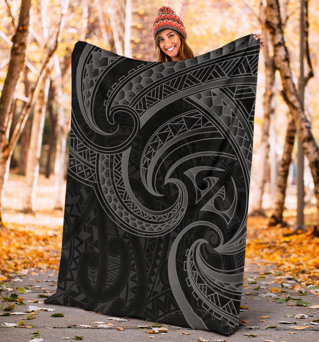 New Zealand Maori Mangopare Premium Blanket Polynesian - Black - Vibe Hoodie Shop