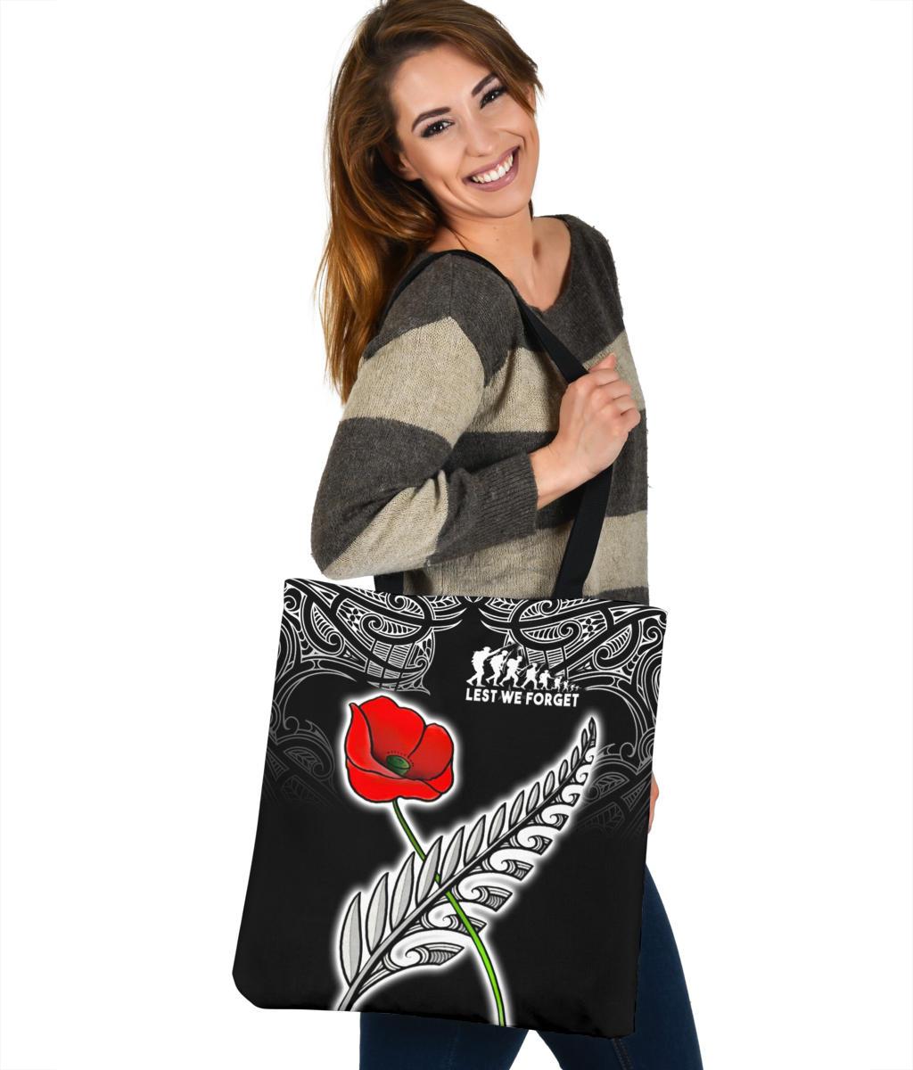 anzac-australia-and-new-zealand-tote-bag-poppy-fern-lest-we-forget