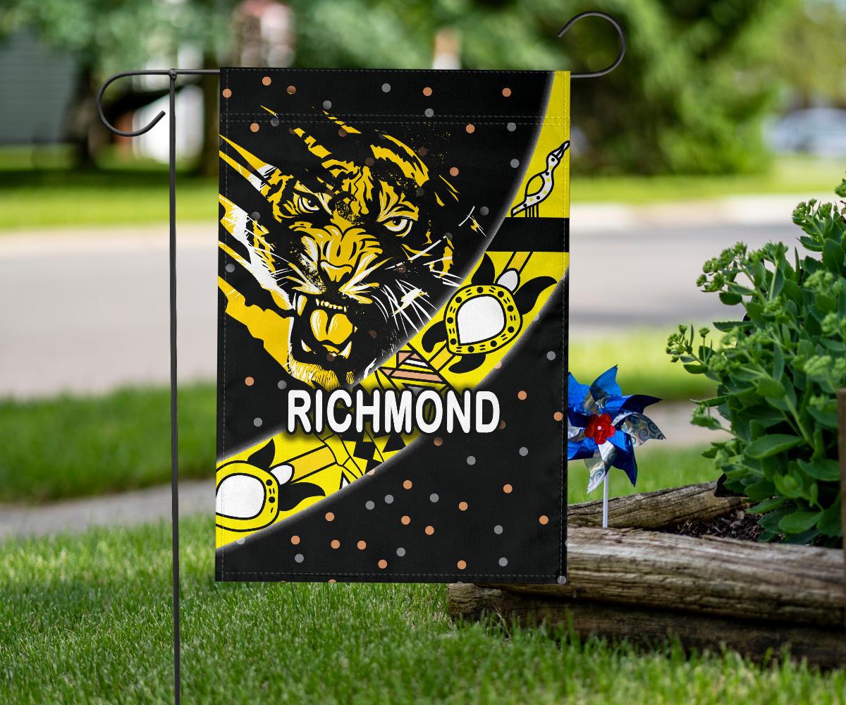 Richmond Flag Tigers Dotted - Vibe Hoodie Shop