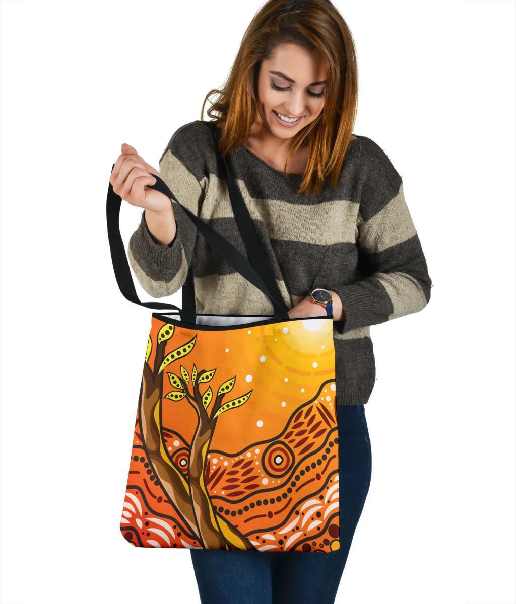 aboriginal-tote-bags-tree-on-the-hill
