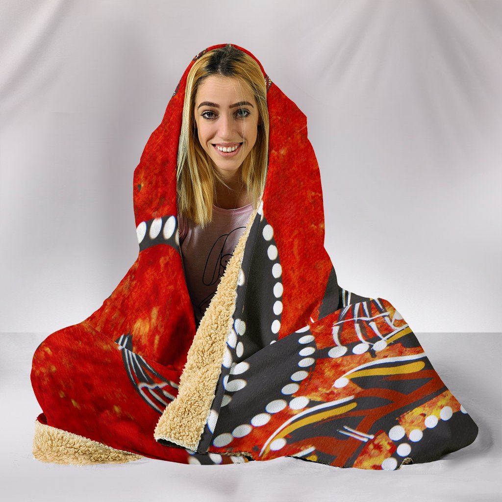 aboriginal-hooded-balnket-crocodile-and-kangaroo-dot-painting-blanket
