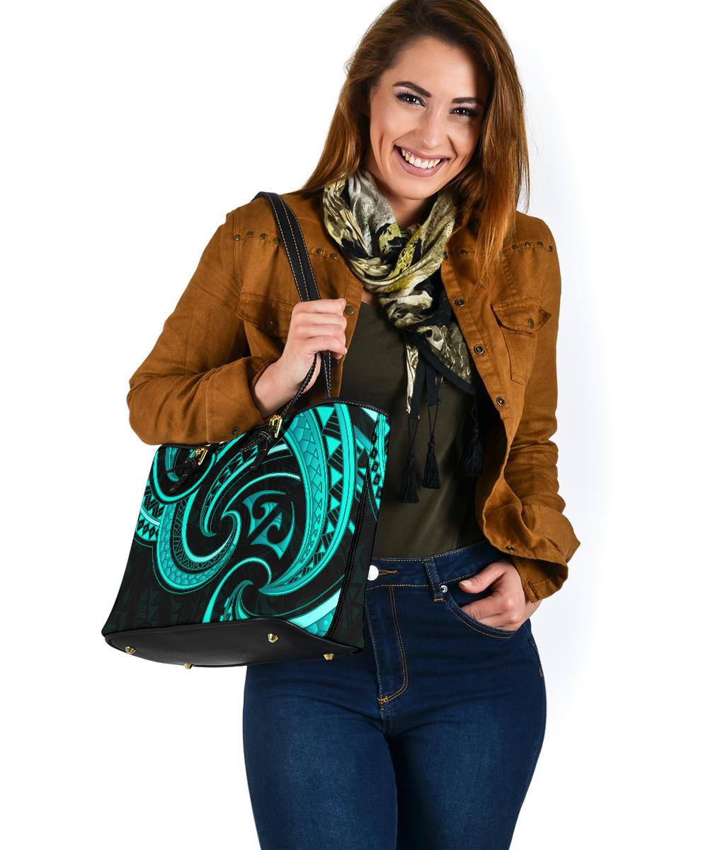 new-zealand-maori-mangopare-small-leather-tote-polynesian-turquoise