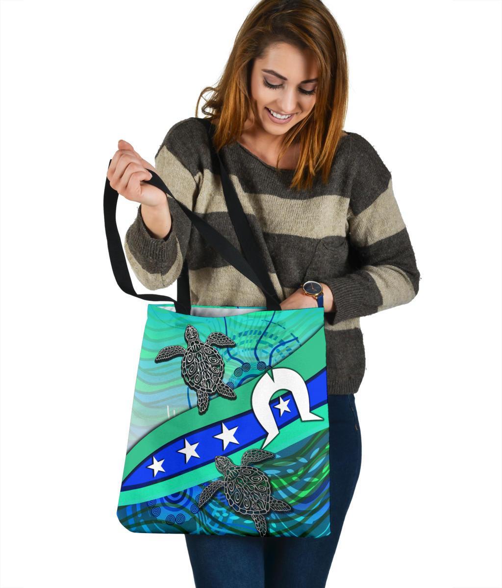 tote-bag-torres-strait-flag-and-turtle