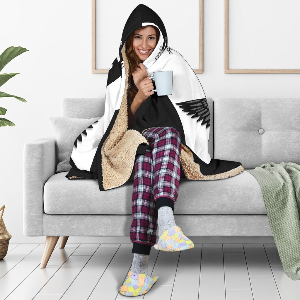 pies-indigenous-hooded-blanket-collingwood