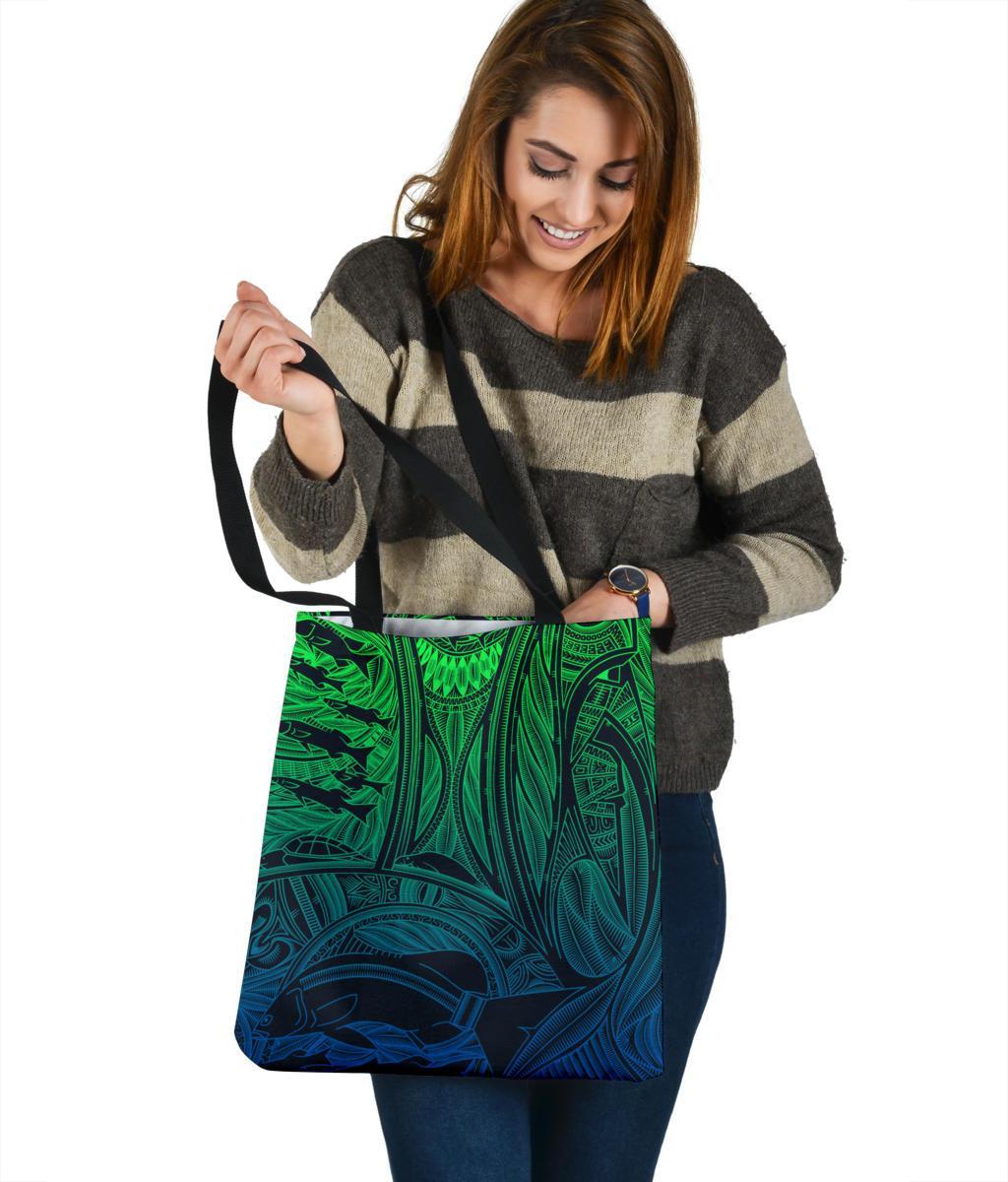 torres-strait-islanders-tote-bags-ocean-art