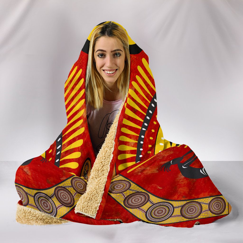 aboriginal-hooded-balnket-boomerang-pattern