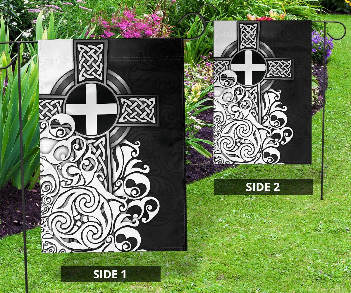 Cornwall Flag - Cornish Flag With Celtic Cross - Vibe Hoodie Shop