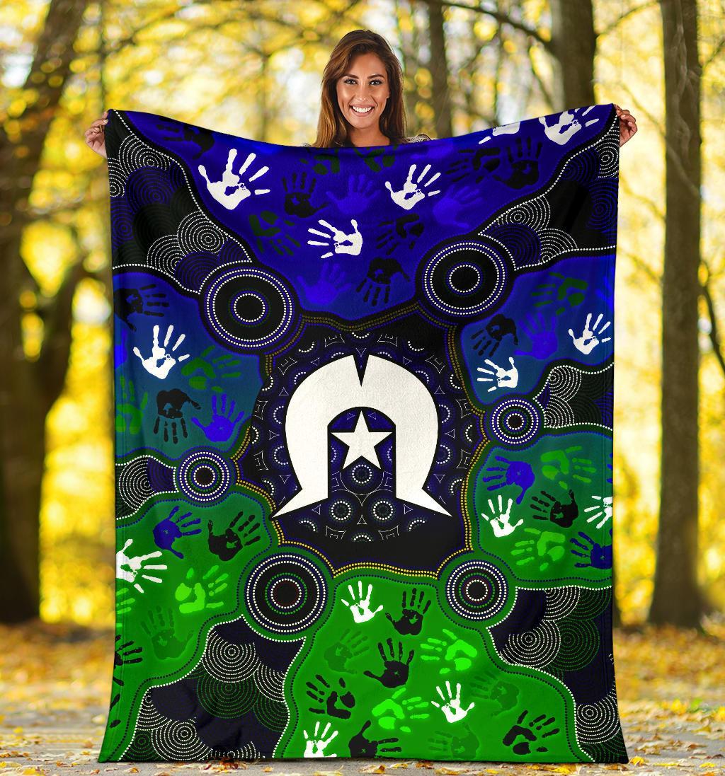 Aboriginal Premium Blanket - Torres Strait Symbol With Indigenous Patterns - Vibe Hoodie Shop