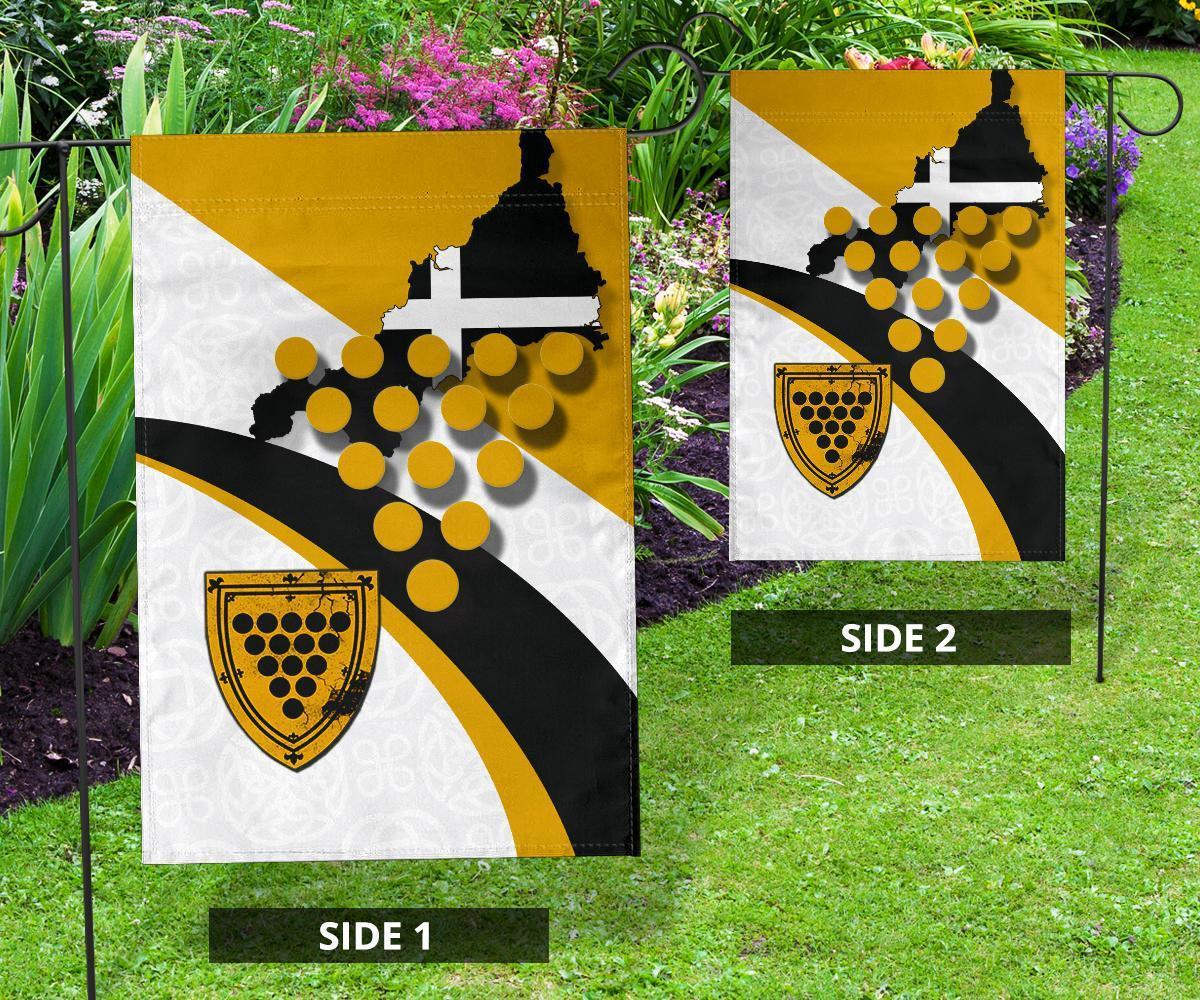 Cornwall Celtic Flag - Cornish Flag With Duke of Cornwall - Vibe Hoodie Shop