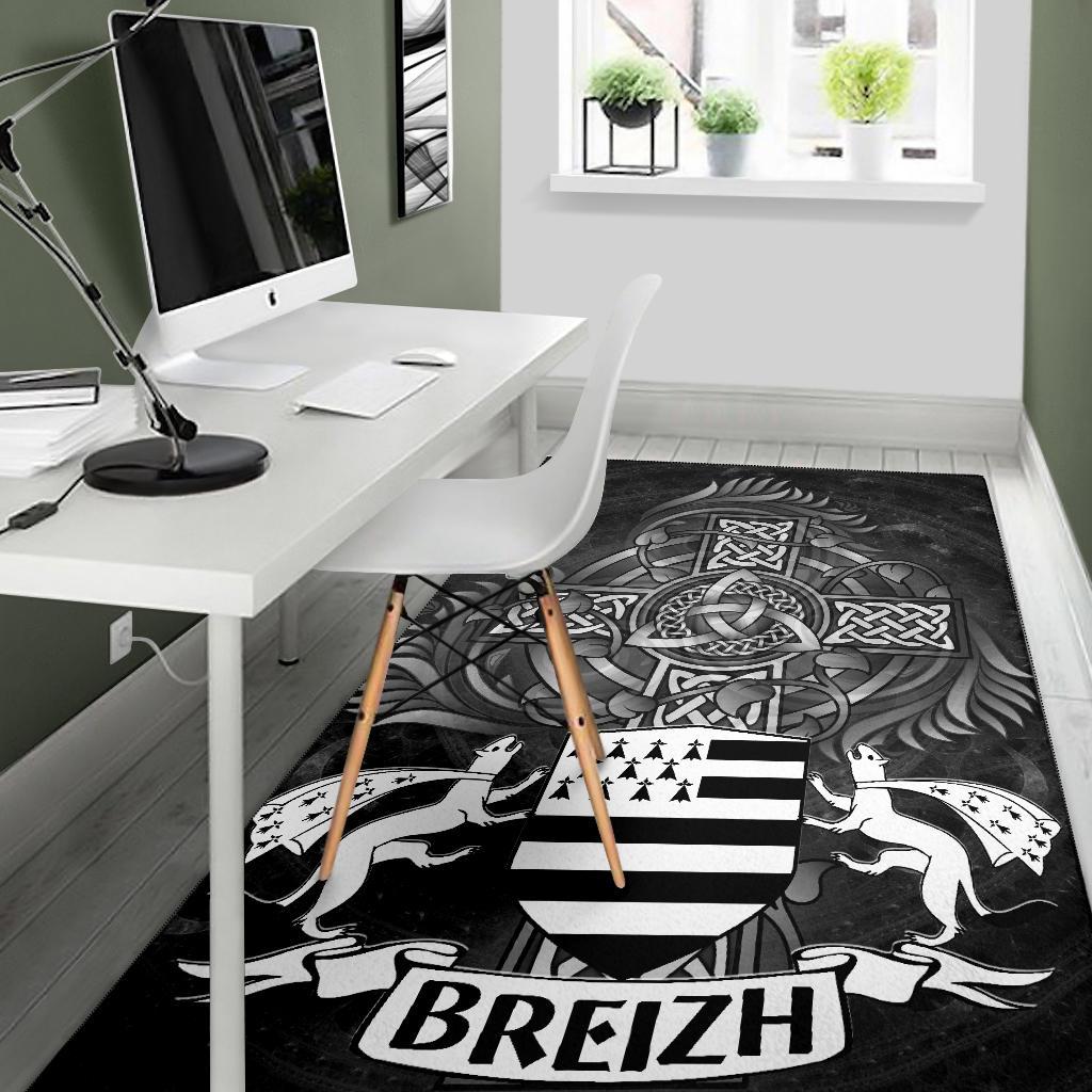 Celtic Area Rug - Brittany Flag With Celtic Cross - Vibe Hoodie Shop