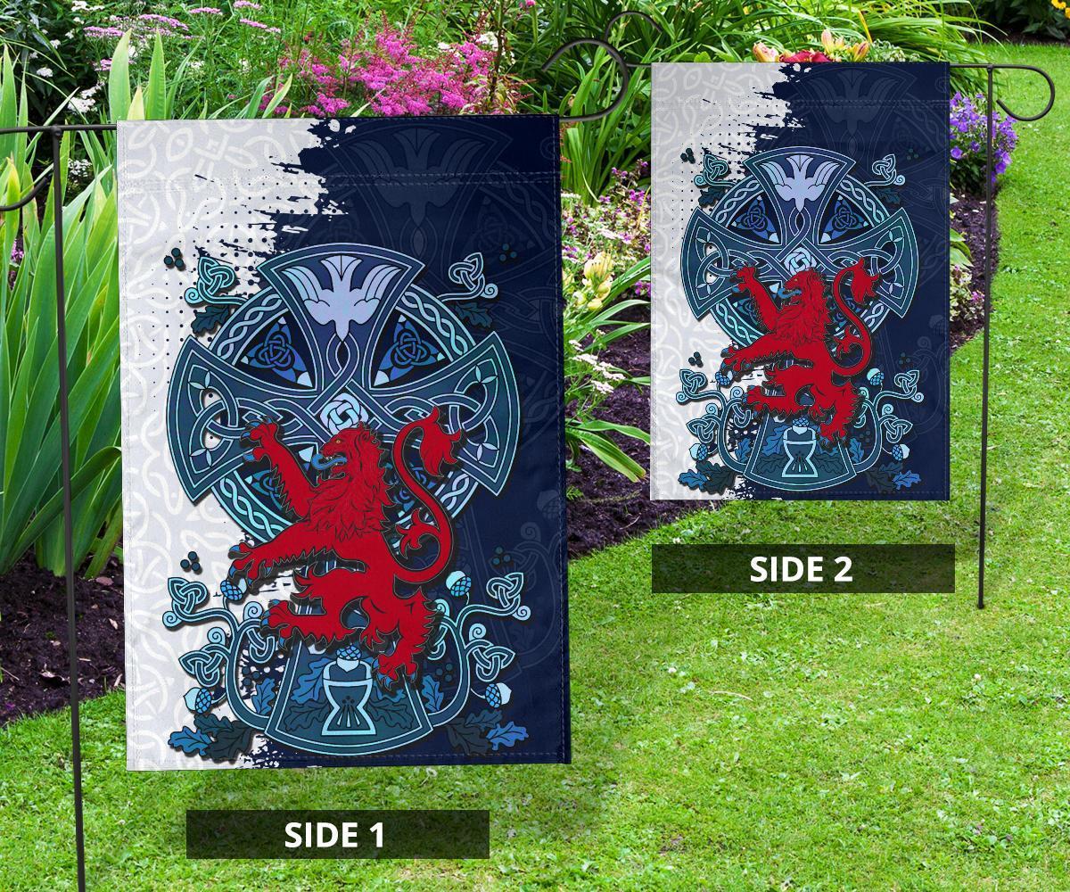 Scotland Celtic Flag - Lion Rampant With Celtic Cross - Vibe Hoodie Shop