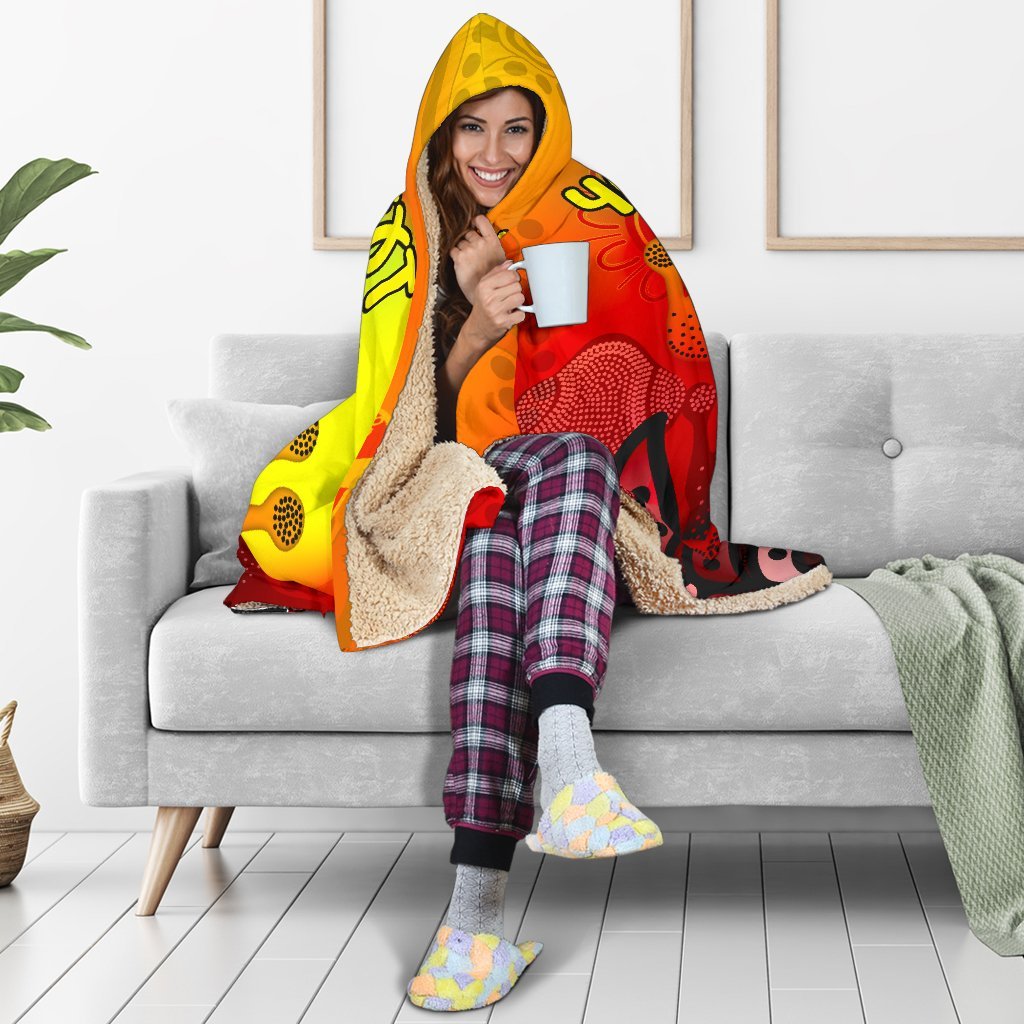custom-aboriginal-hooded-blanket-indigenous-frog-red
