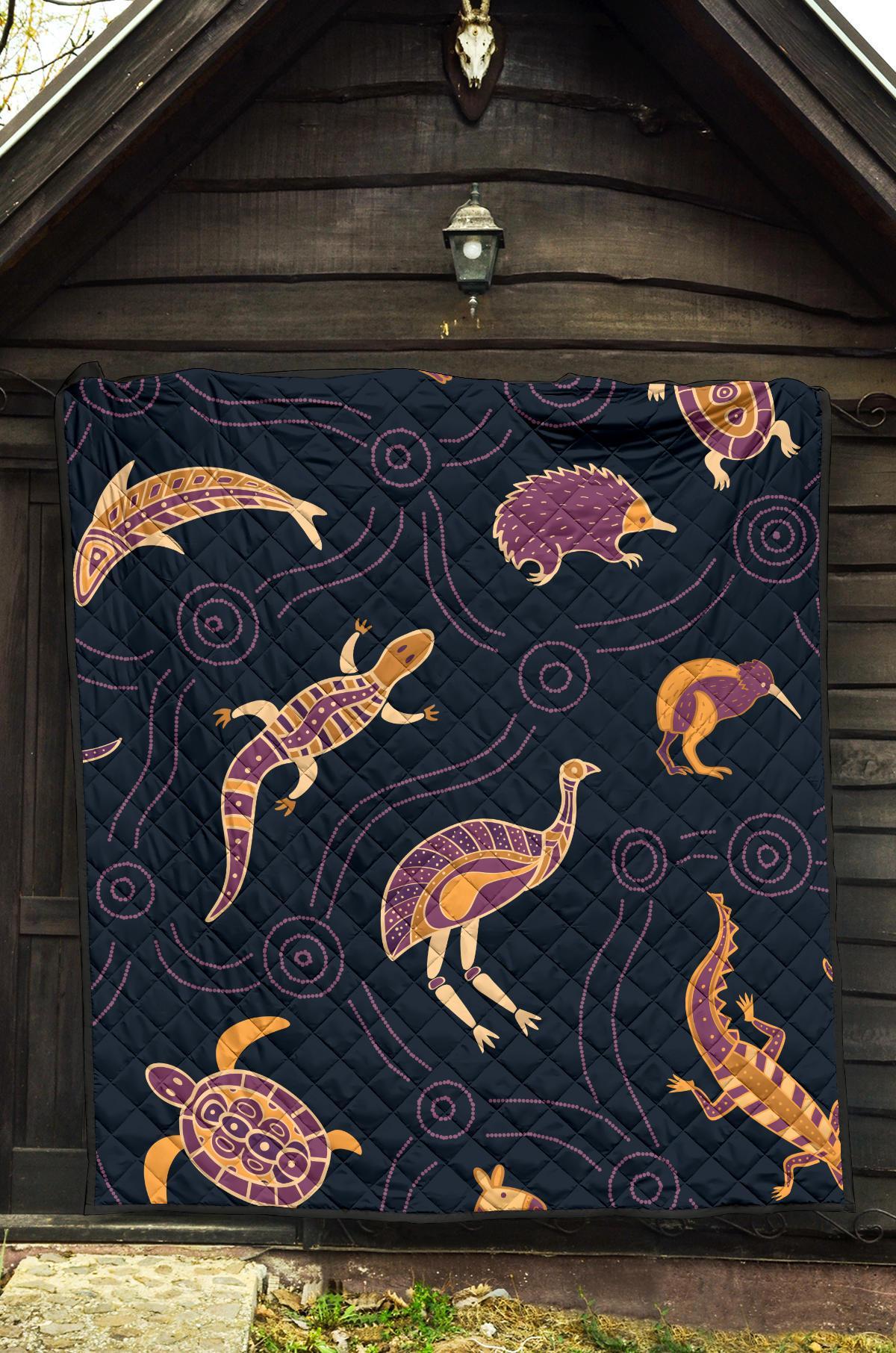 Premium Quilt - Indigenous Animals Patterns - Vibe Hoodie Shop