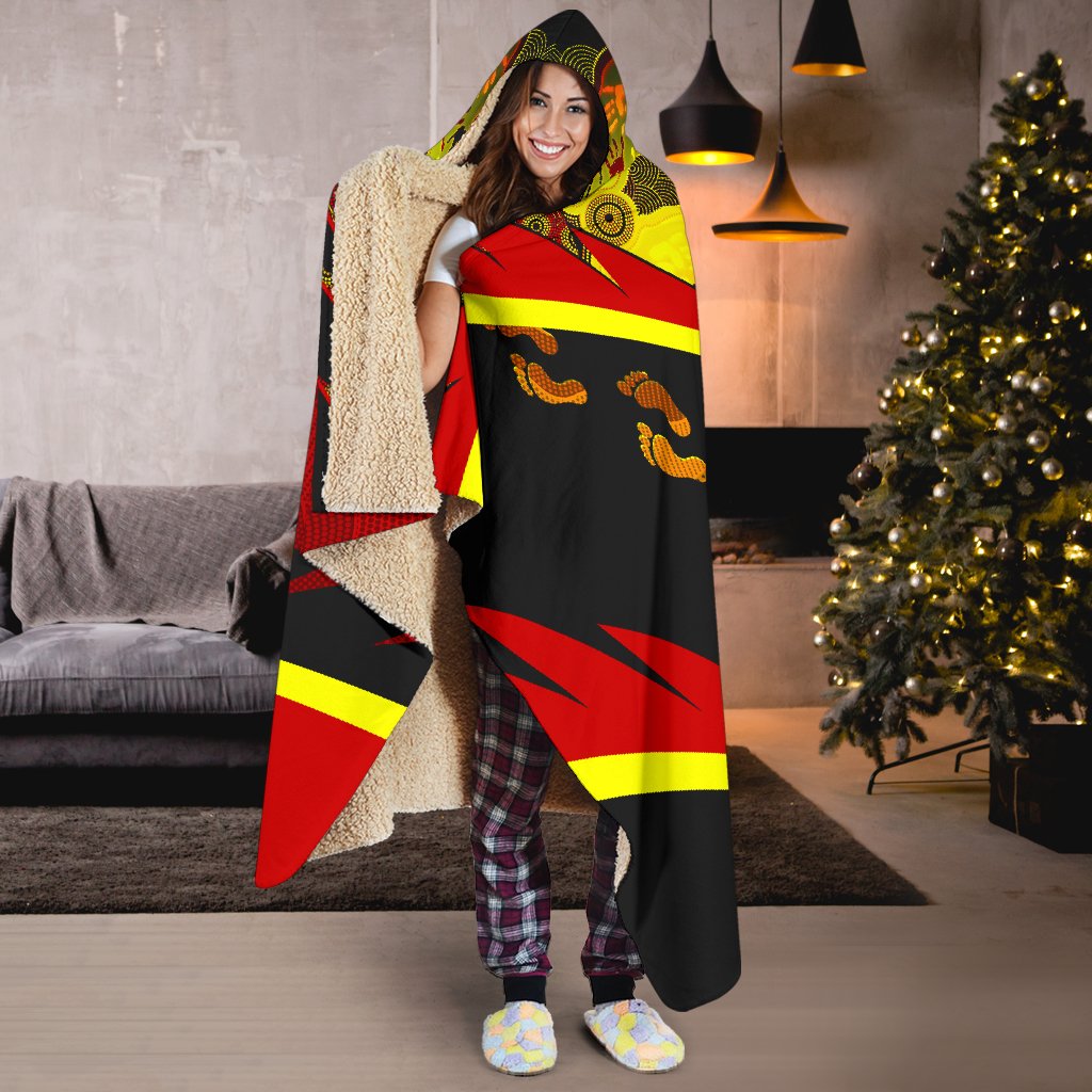 aboriginal-hooded-blanket-indigenous-flag-with-footprint-hand-art