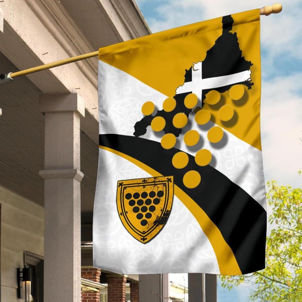 Cornwall Celtic Flag - Cornish Flag With Duke of Cornwall - Vibe Hoodie Shop