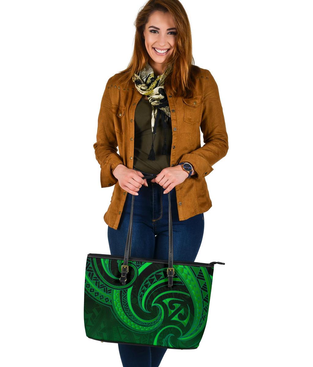 new-zealand-maori-mangopare-large-leather-tote-polynesian-green