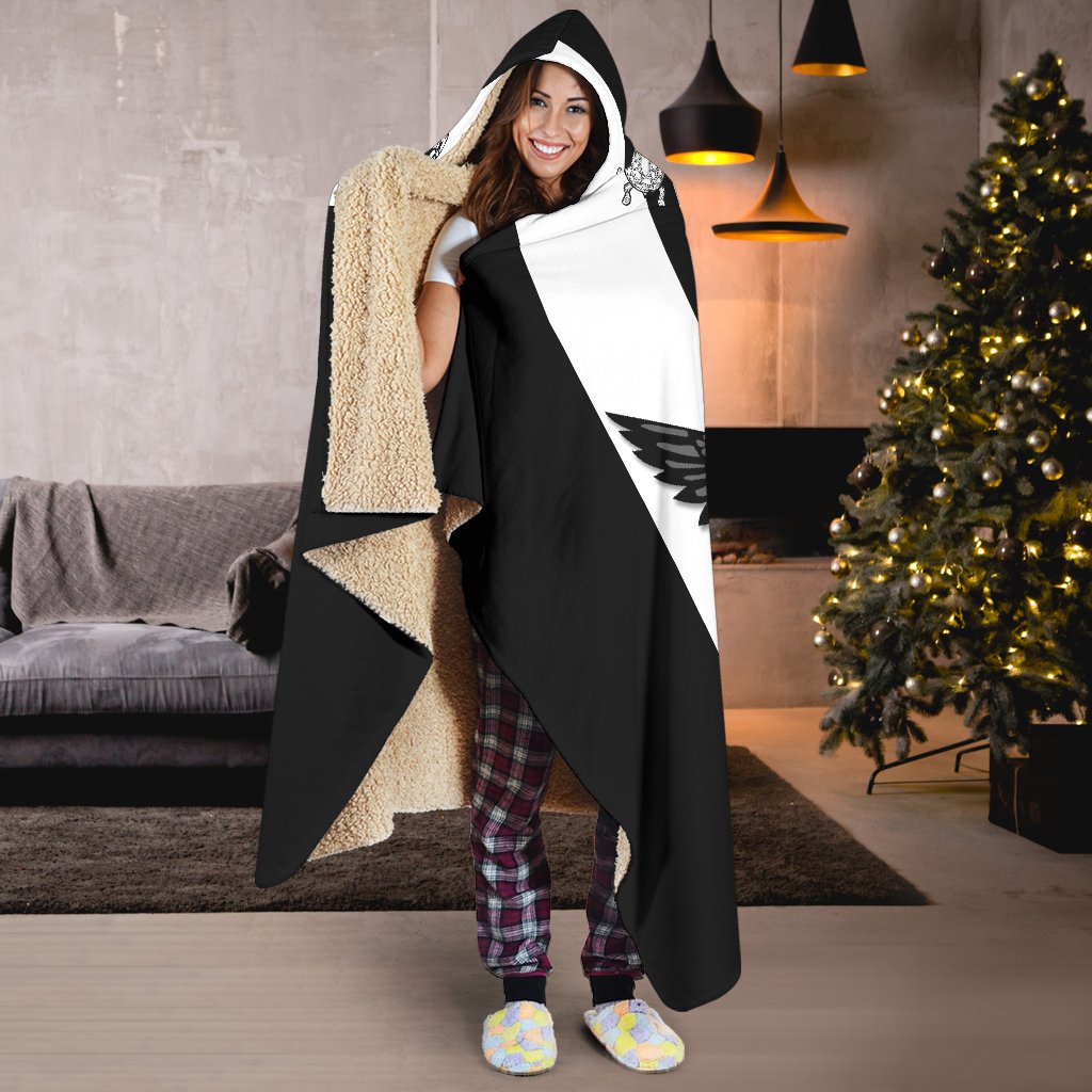 pies-indigenous-hooded-blanket-collingwood