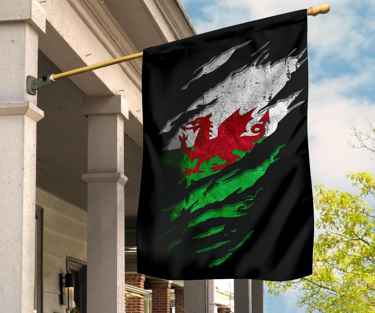 Wales in Me Flag - Special Grunge Style - Vibe Hoodie Shop