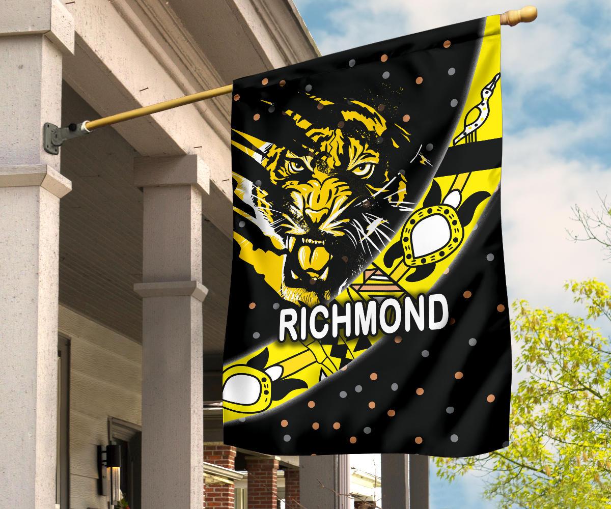 Richmond Flag Tigers Dotted - Vibe Hoodie Shop