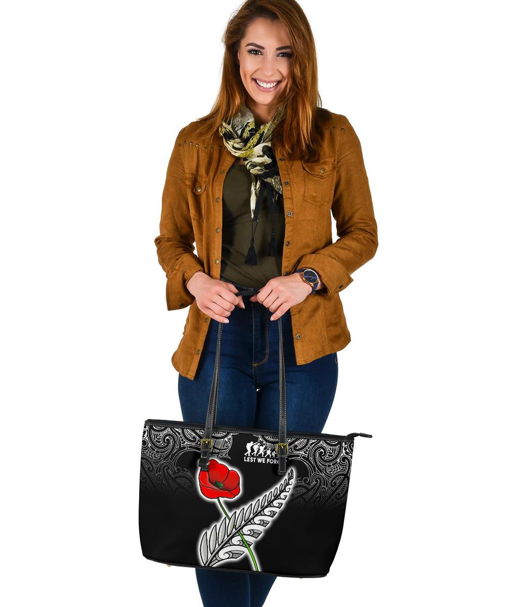 anzac-australia-and-new-zealand-large-leather-bag-poppy-fern-lest-we-forget