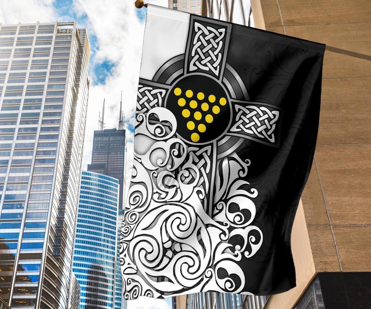 Cornwall Flag - Duke Of Cornwall Flag With Celtic Cross - Vibe Hoodie Shop