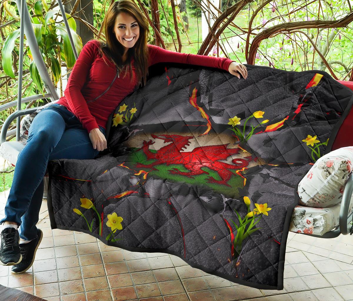 Wales Premium Quilt - Welsh Dragon Daffodil Lava - Vibe Hoodie Shop