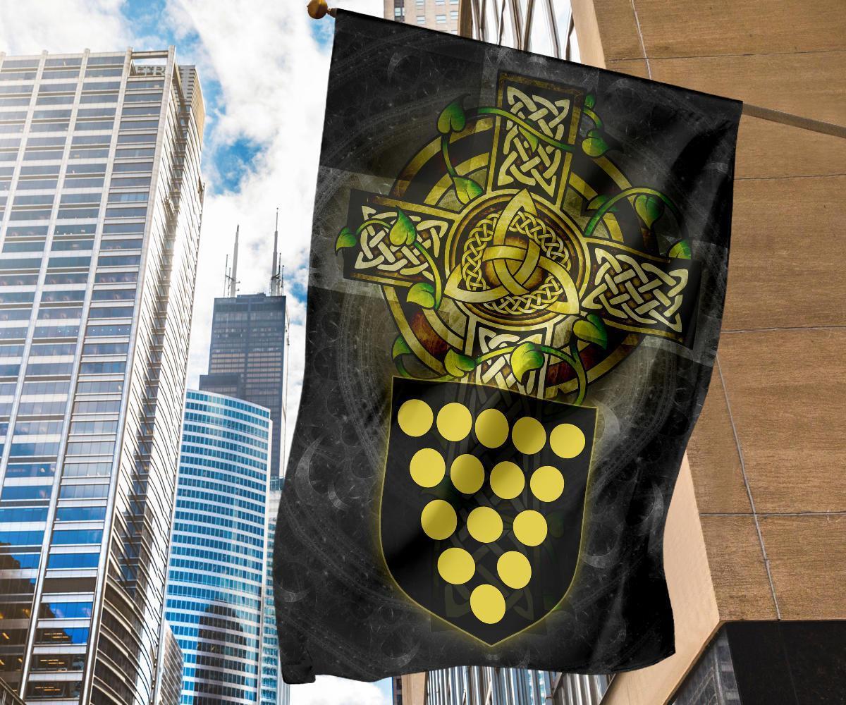 Cornwall Celtic Flag - Cornwall Coat Of Arms With Celtic Cross - Vibe Hoodie Shop