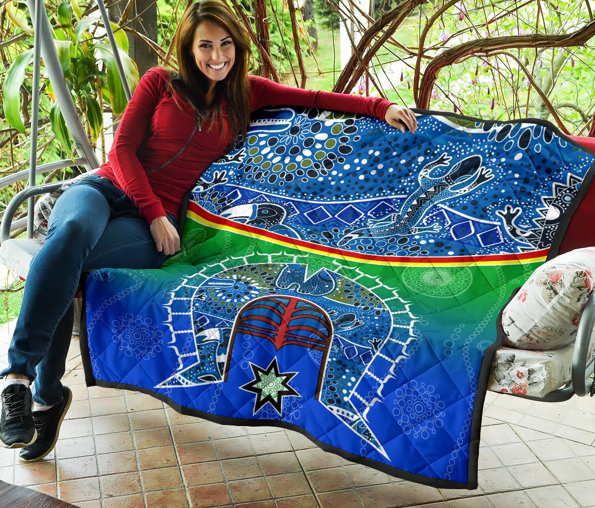 Premium Quilt - Torres Strait Symbol With Aboriginal Patterns - Vibe Hoodie Shop