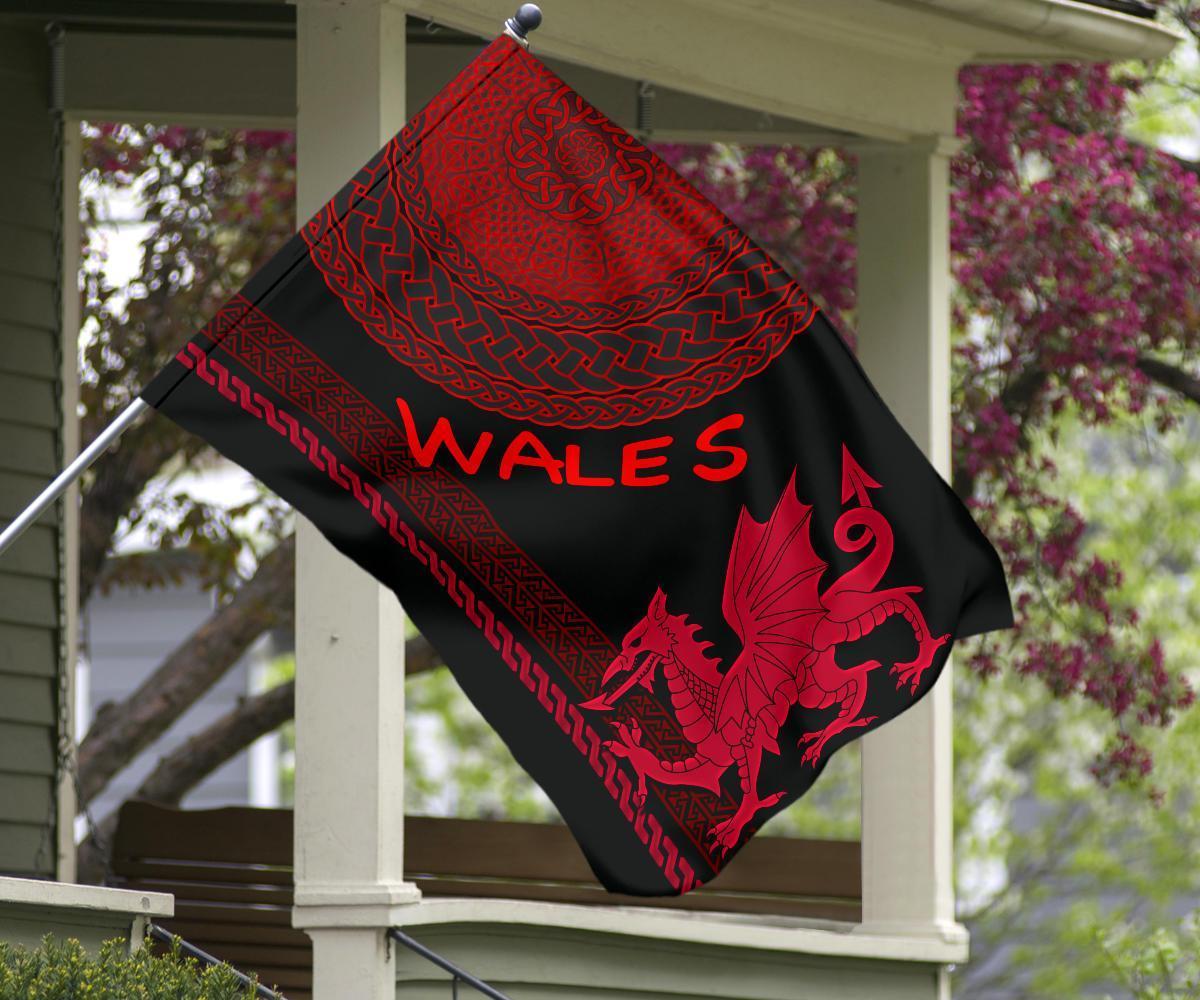 Wales Celtic Flag - Cymru and Celtic Pattern - Vibe Hoodie Shop