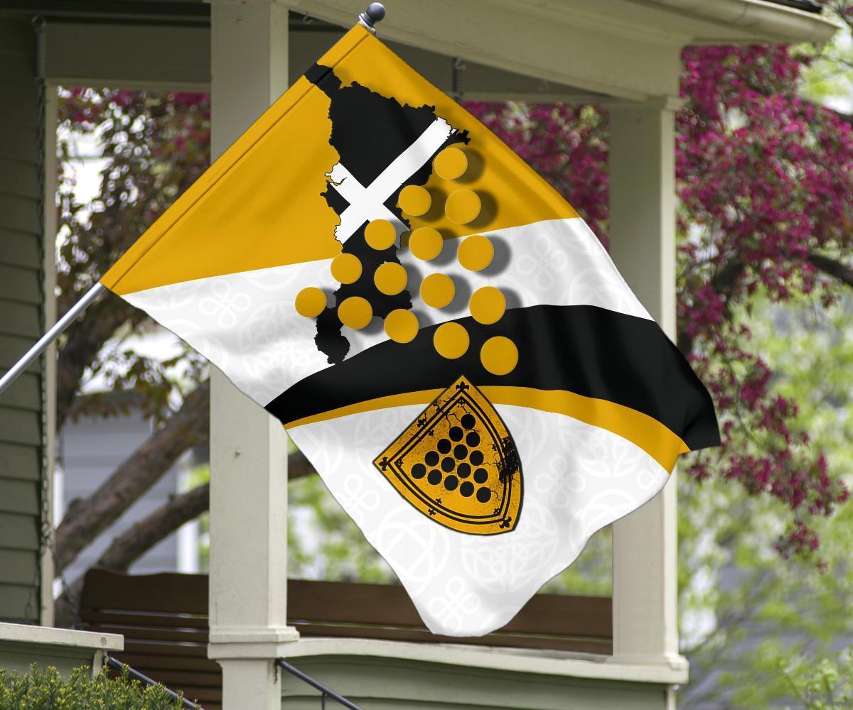 Cornwall Celtic Flag - Cornish Flag With Duke of Cornwall - Vibe Hoodie Shop