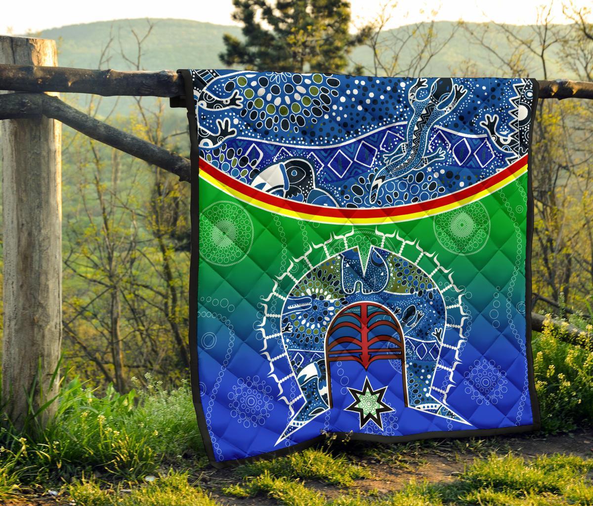 Premium Quilt - Torres Strait Symbol With Aboriginal Patterns - Vibe Hoodie Shop