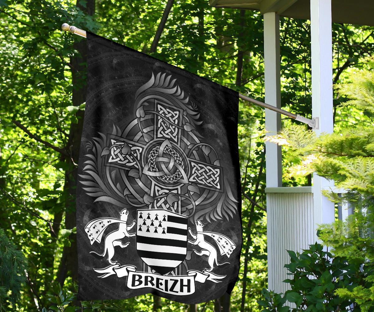 Celtic Flag - Brittany Flag With Celtic Cross - Vibe Hoodie Shop